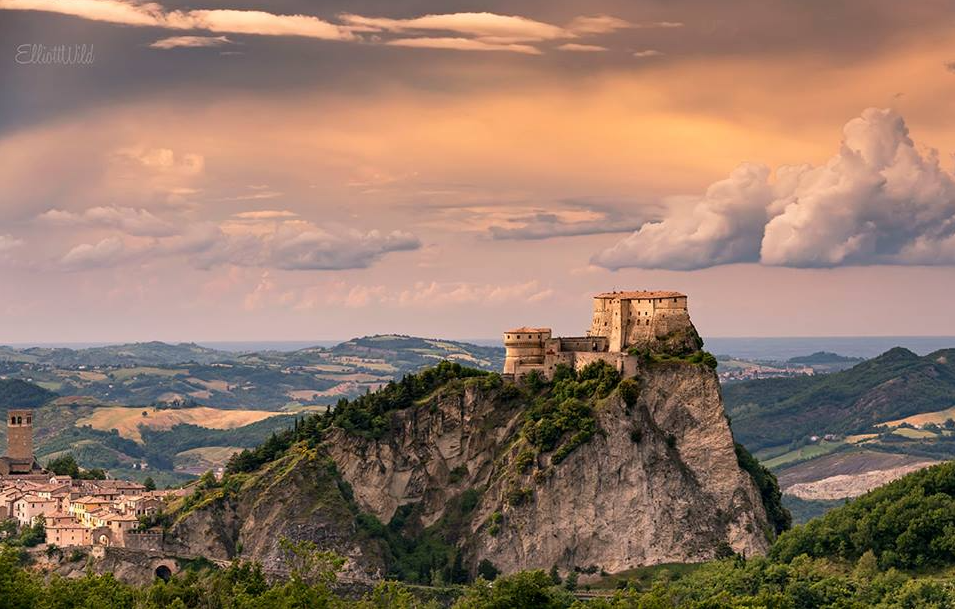 fortezza san leo monte