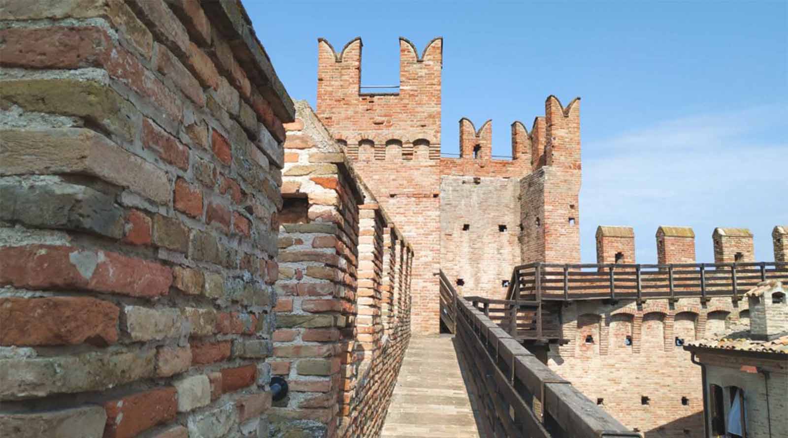 camminamenti rocca gradara castello 1024x614 1